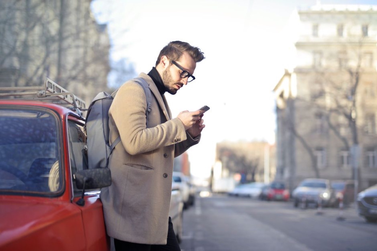 Person on phone next to car - Claiming against the other driver (third party claim)